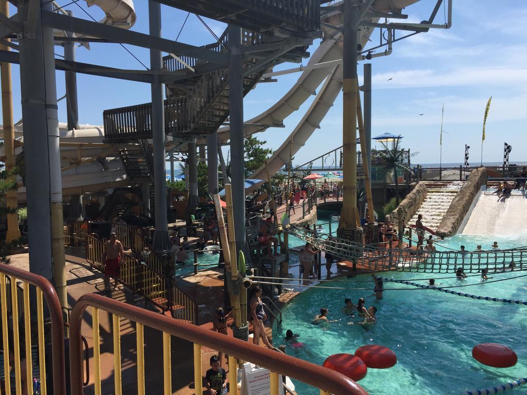 Sandy Shores Resort ノース・ワイルドウッド エクステリア 写真